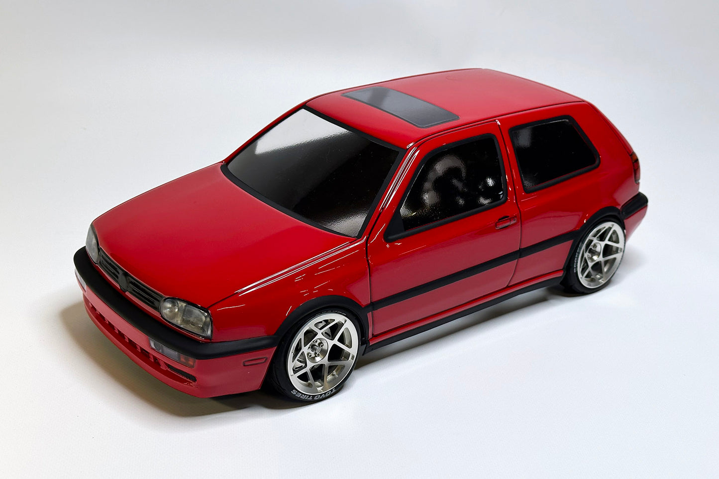 APlastics Golf MK3, Front Viev