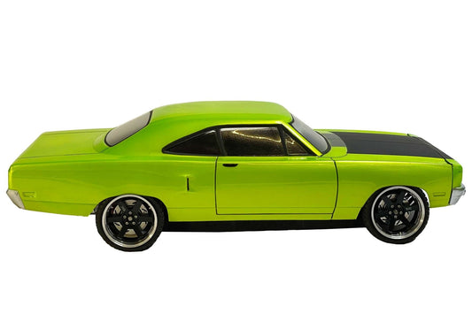 Plymouth Road Runner 1970 Lexan RC body shell side profile showing classic muscle car proportions