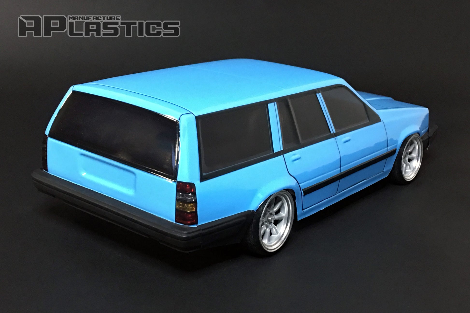 745 1/10 RC body shell rear view with timeless European estate styling