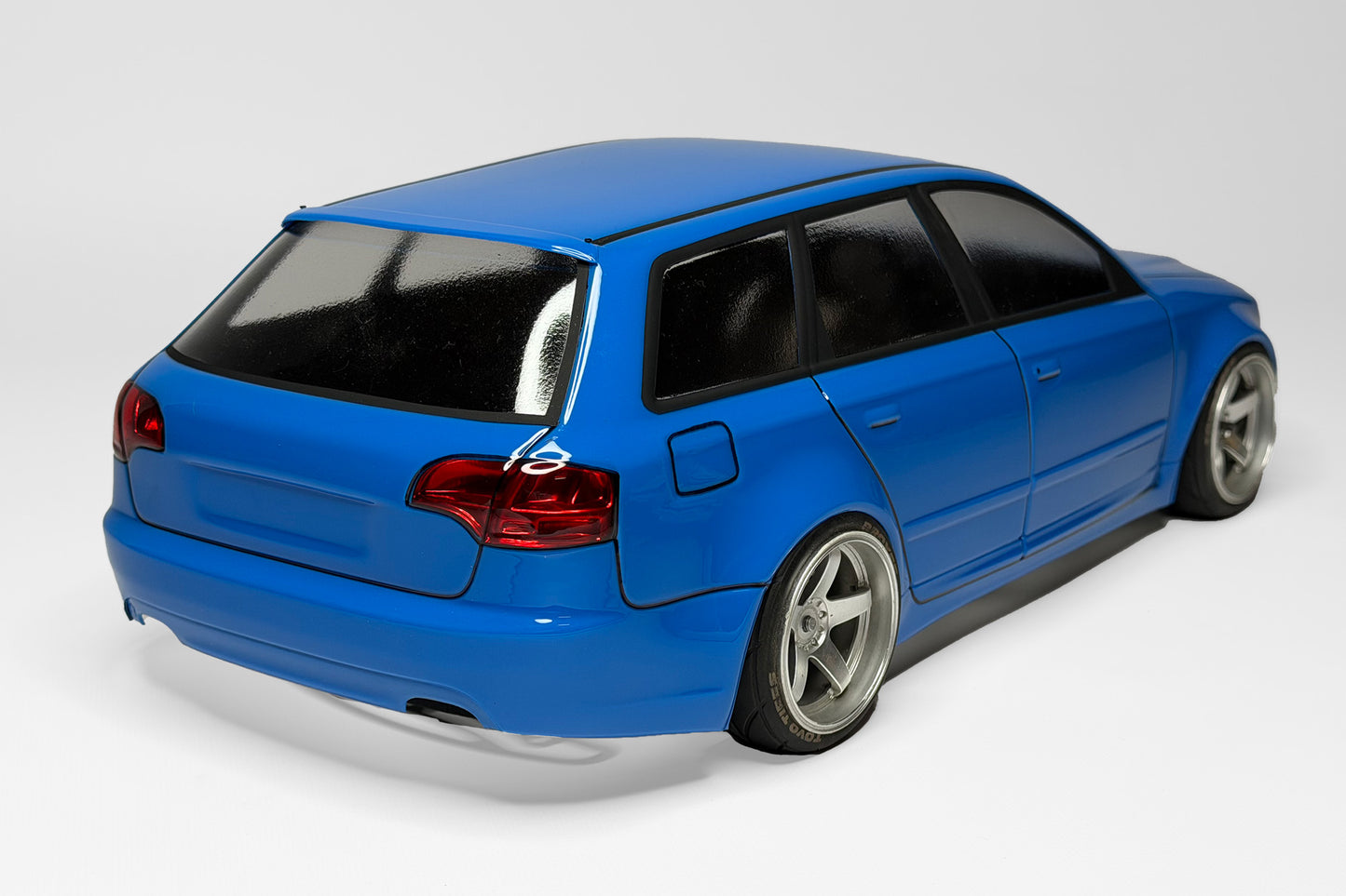 APlastics RS4 B7 Avant