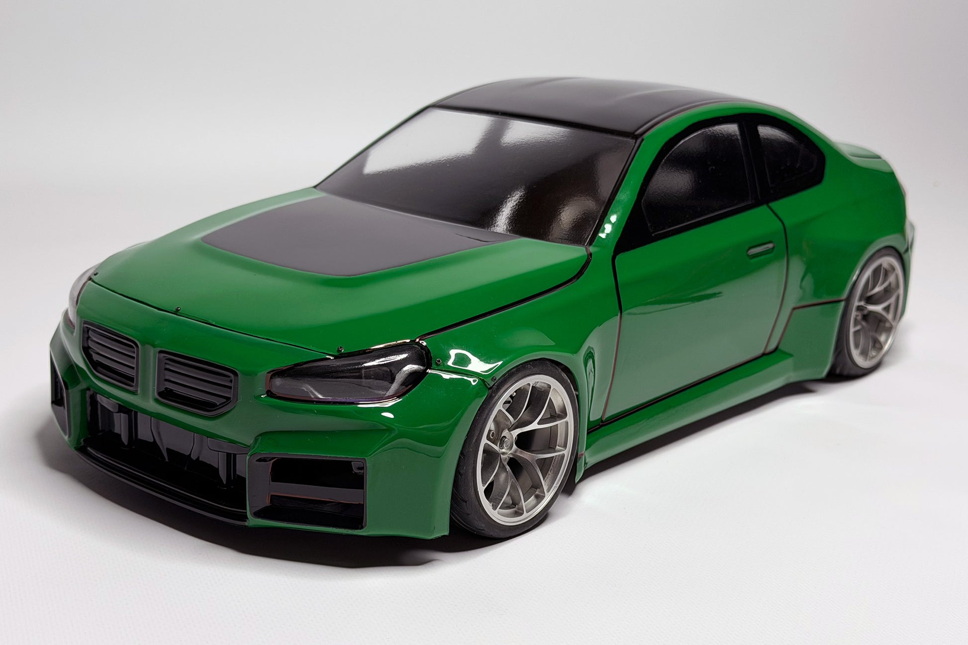 G87 M2 1/10 RC body shell front view for drift and touring chassis with 255-260mm wheelbase