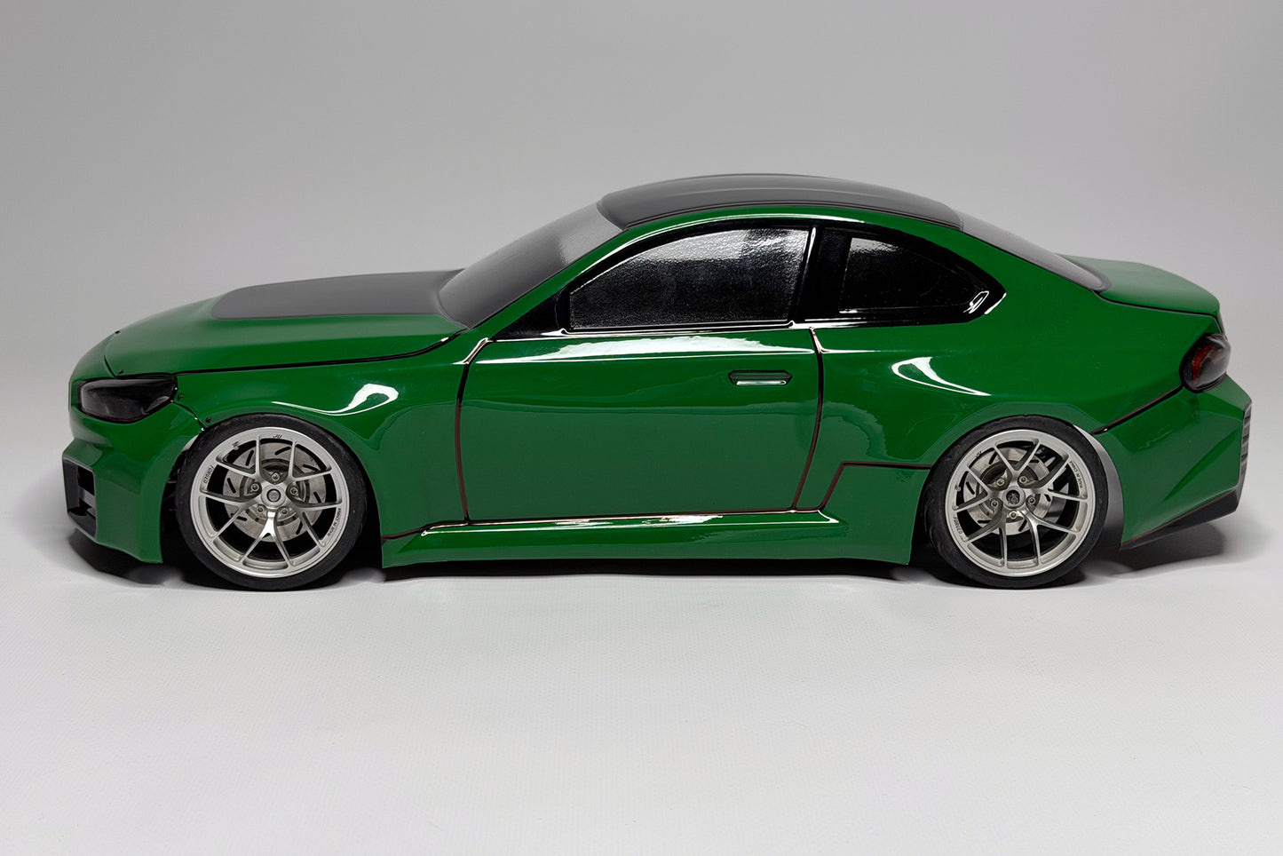 G87 M2 1/10 RC body shell side view detailed scale model for 255-260mm wheelbase chassis