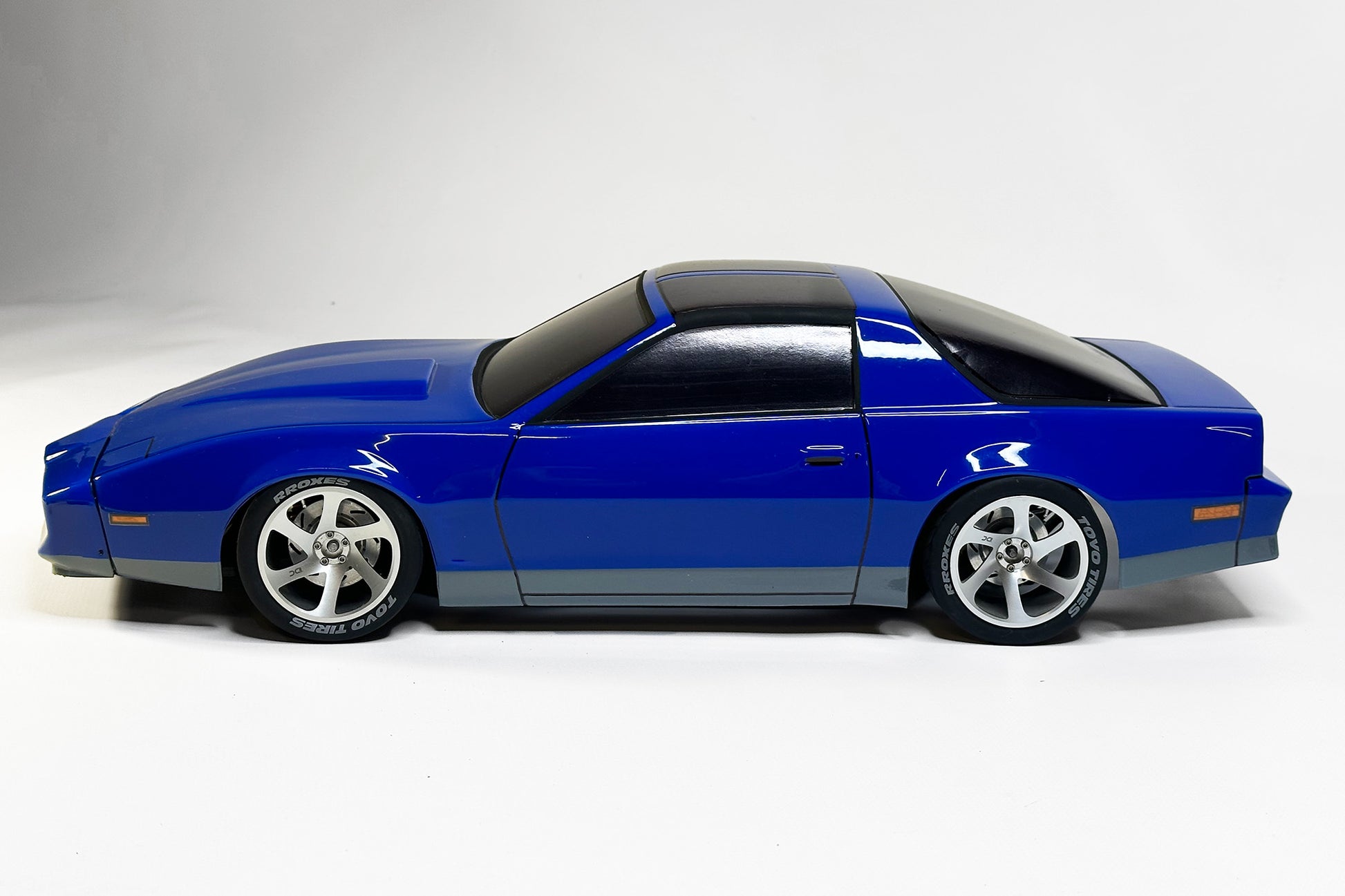 Firebird Trans Am 1982 1/10 RC body shell side view detailed scale model for 255-260mm wheelbase chassis